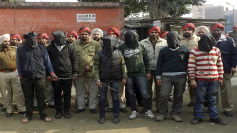 Indian police arrest 28 for suspected gang